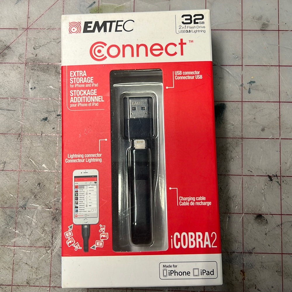 Emtec connect extra iPhone/iPad storage